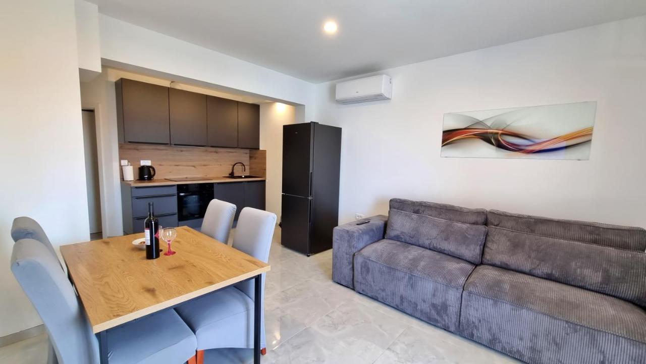 Apartments Zorica Duće Esterno foto