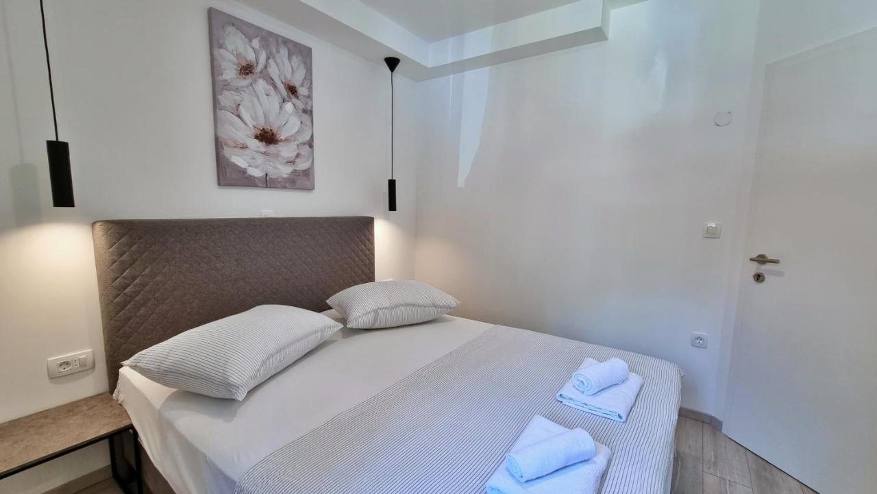 Apartments Zorica Duće Esterno foto