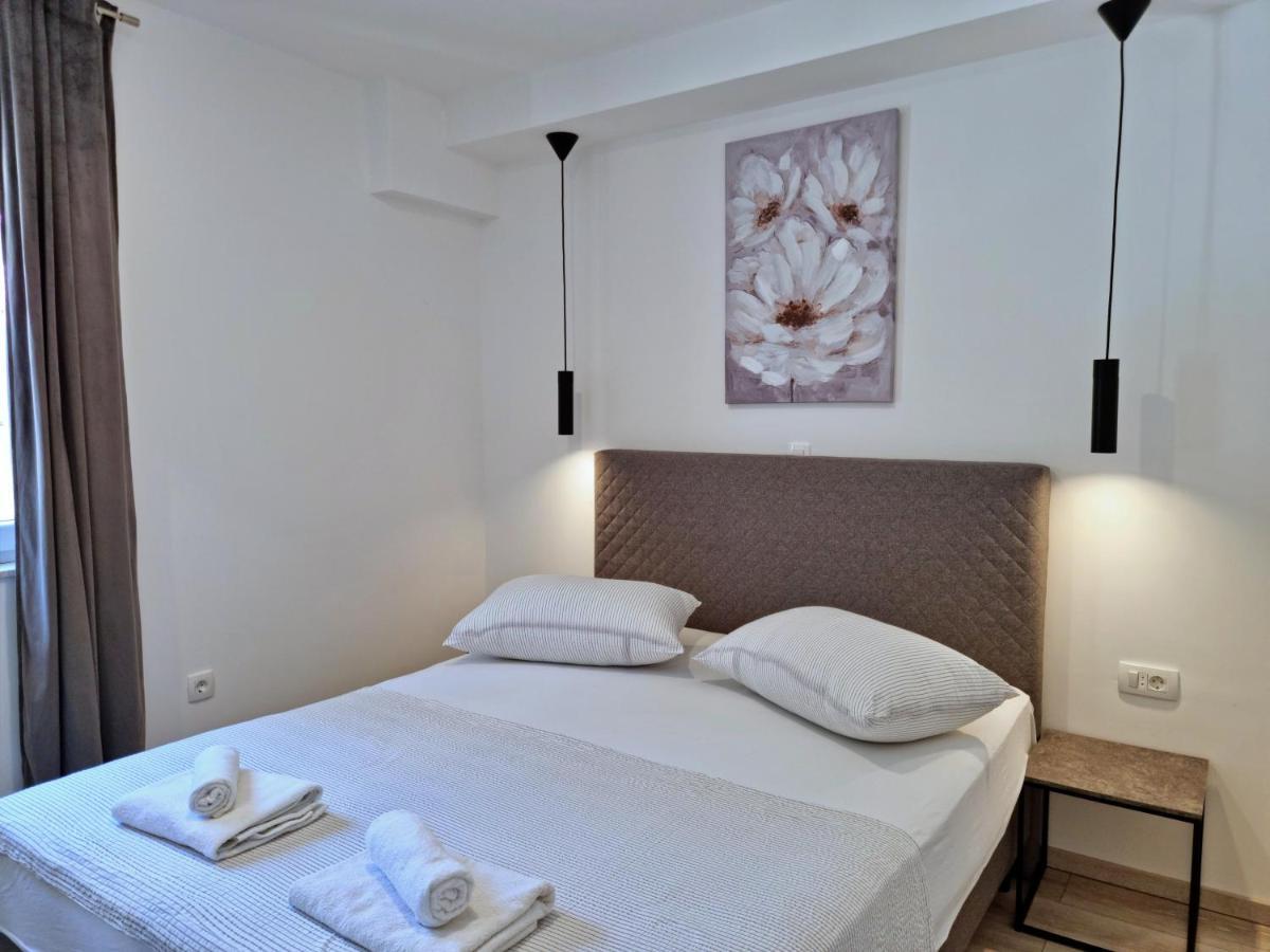 Apartments Zorica Duće Esterno foto